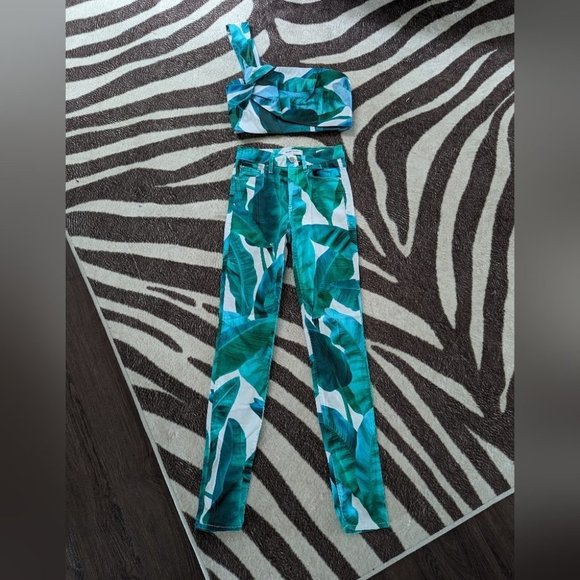 Marciano Pants - MARCIANO Los Angeles 2 piece tropical Pants and Top size 23 pants 8 top